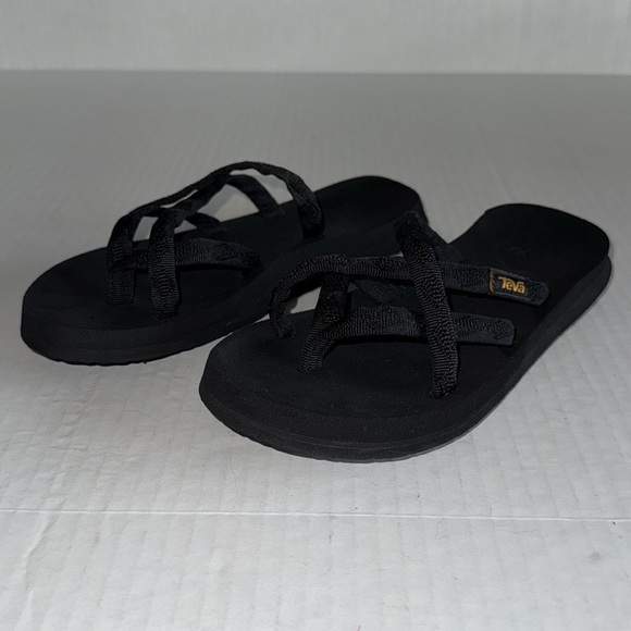 Teva Olowahu Black Flip Flops - Picture 4 of 11